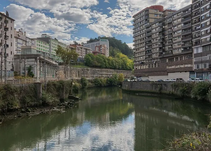 San Anton Old Town By Next Stop Bilbao