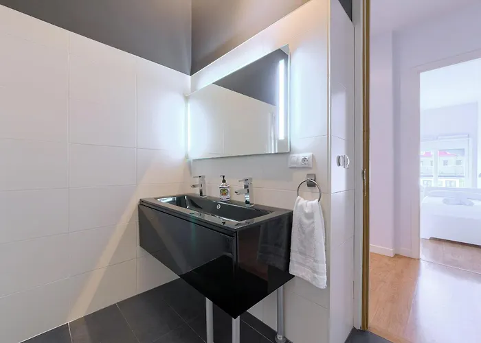 San Anton Old Town By Next Stop * Bilbao