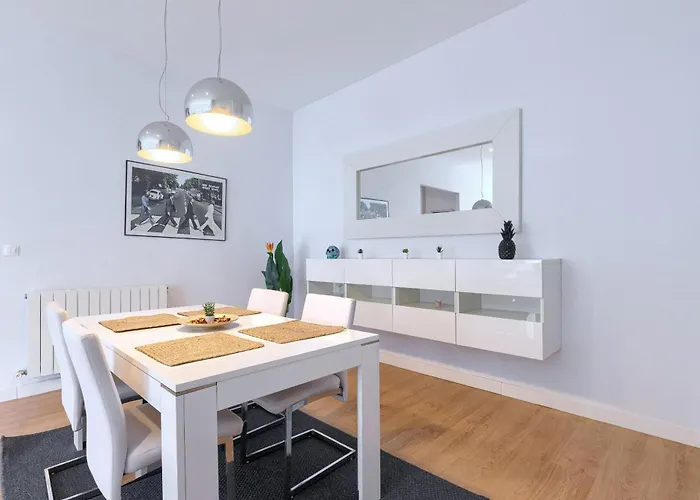 Appartement San Anton Old Town By Next Stop *