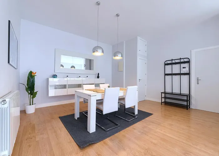 San Anton Old Town By Next Stop * Bilbao